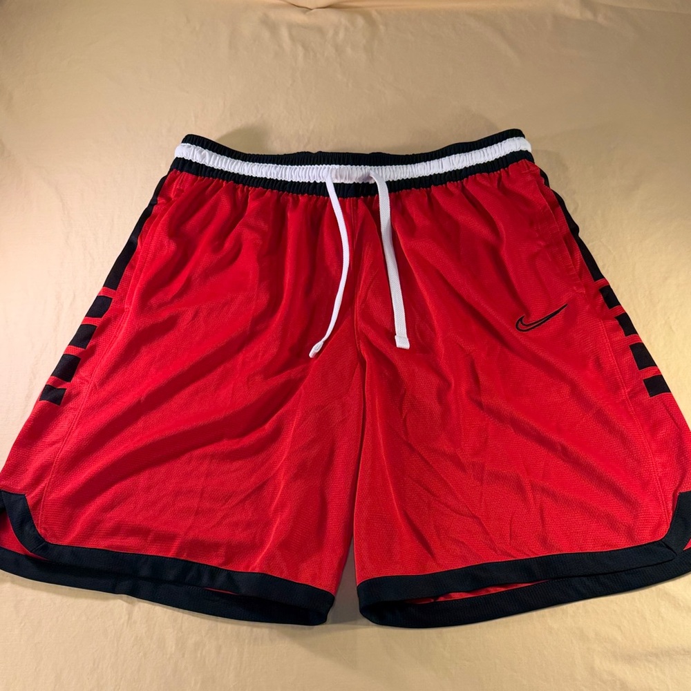 Nike dry fit, elite basketball shorts, size 2X men’s loose fit, red and black